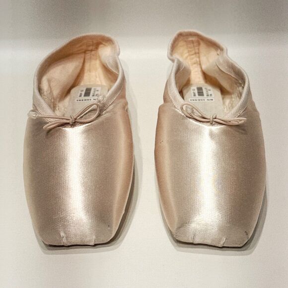 Russian Pointe Brava Ballet Shoes Women’s 42 w1 v2 FS US Size 10 - Picture 4 of 13